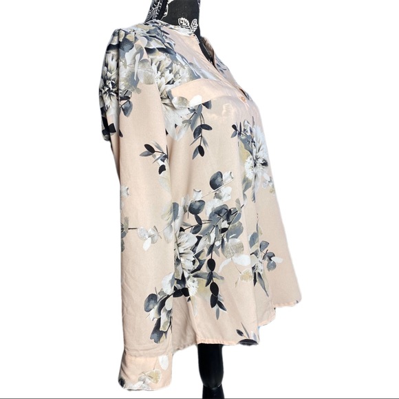 NWT Calvin Klein Pink Floral Rose Button Down Rolled Cuff Long Sleeve Blouse - Picture 3 of 13